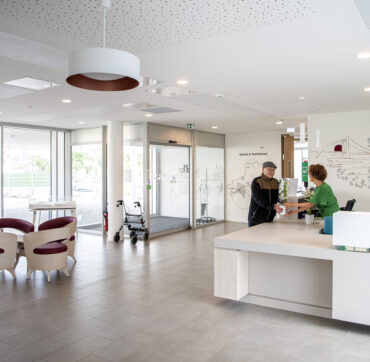 Hall d'accueil du Centre Hospitalier de la Corniche Angevine.